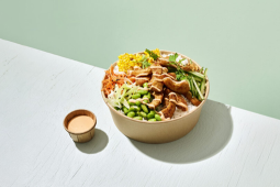 SUMMER ToGo Supreme Poké Bowl with Garden Gourmet Vegan Pieces