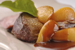 Magret de canard sauvage au vin rouge