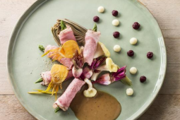 Gerookte Kalfsentrecote met CHEF Pepersaus en gekonfijte artisjok