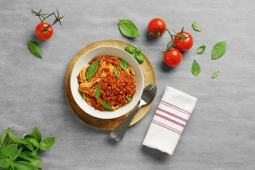 VEGAN PASTA BOLOGNESE