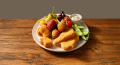 Plateau dégustation composé de Nuggets Végans, Sensational™ Bâtonnets Croustillants Végans et de Falafels mélangés 